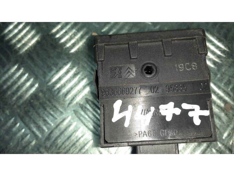 Recambio de mando regulacion faros para peugeot 308 referencia OEM IAM 9636669277  