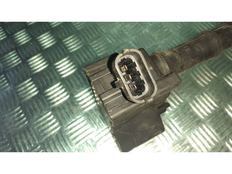 Recambio de bobina encendido para peugeot 308 referencia OEM IAM 9808653680  