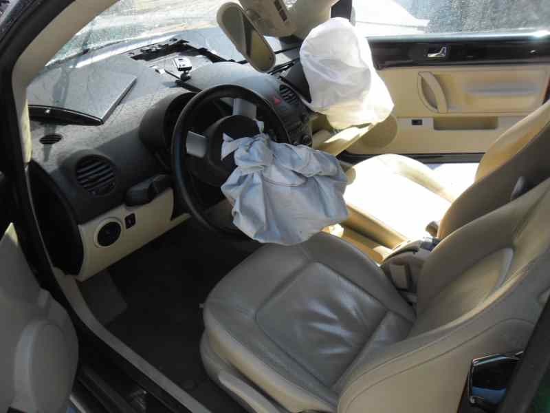 volkswagen new beetle cabriolet (1y7) del año 2003