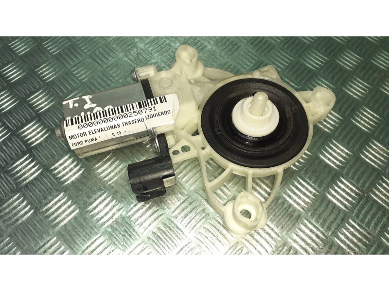 Recambio de motor elevalunas trasero izquierdo para ford puma referencia OEM IAM A75656113 00147017830405 FOMOCO