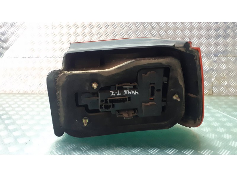 Recambio de piloto trasero izquierdo para seat ibiza referencia OEM IAM 6K6945257C  