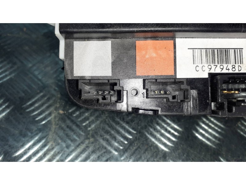 Recambio de mando multifuncion para peugeot 308 referencia OEM IAM 98180644ZD E11756740B 