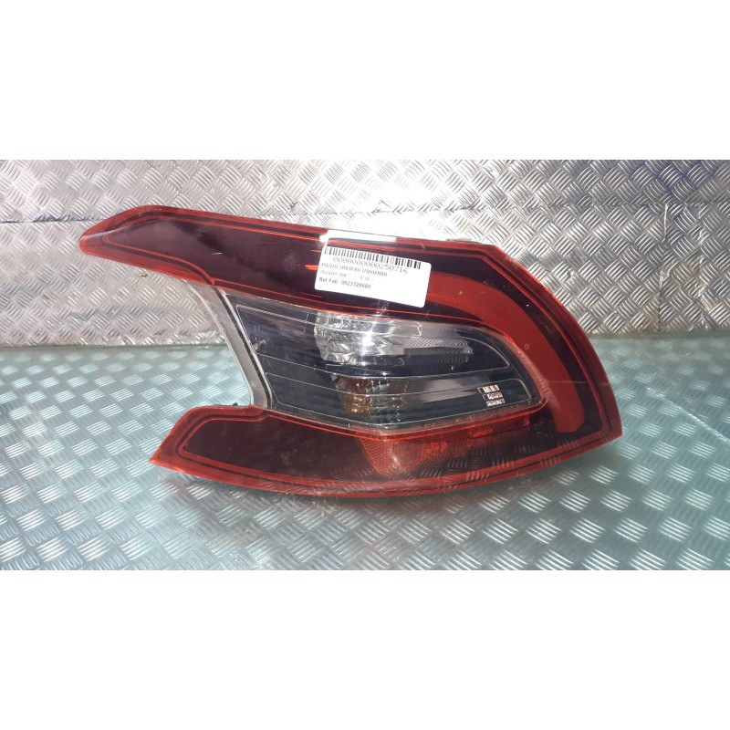 Recambio de piloto trasero izquierdo para peugeot 308 referencia OEM IAM 9823728680 81250102 