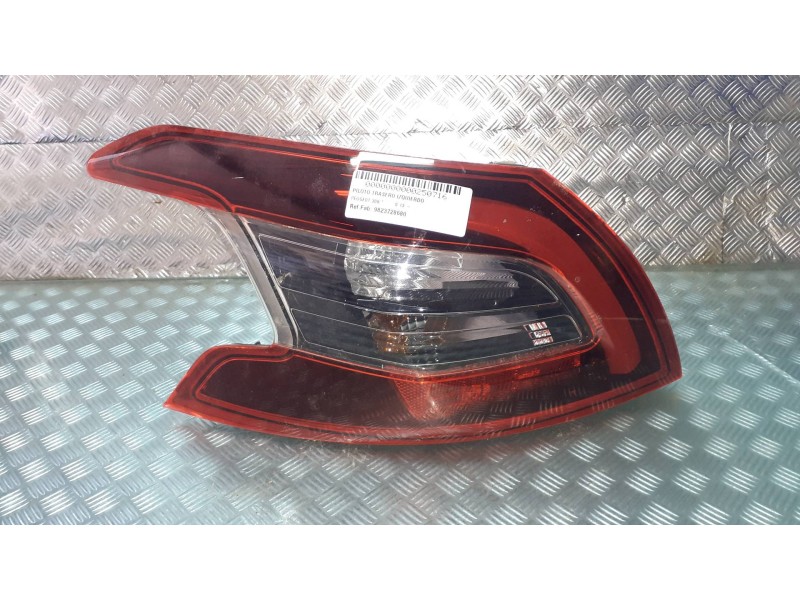 Recambio de piloto trasero izquierdo para peugeot 308 referencia OEM IAM 9823728680 81250102 