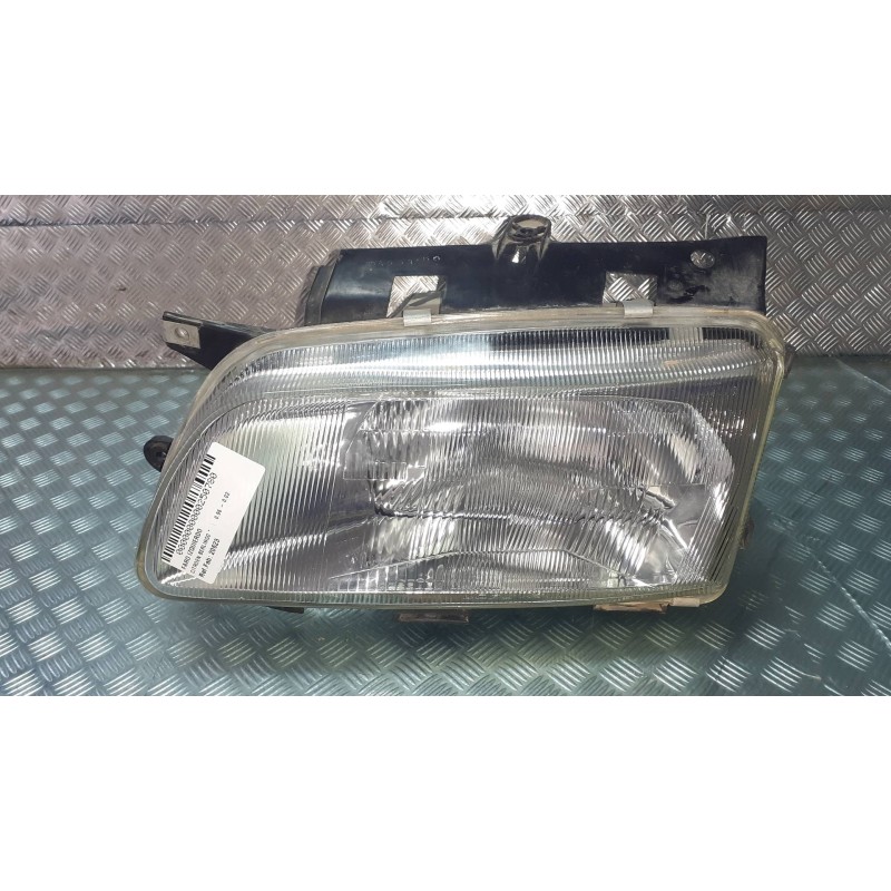 Recambio de faro izquierdo para citroen berlingo referencia OEM IAM 20623  3 PINES