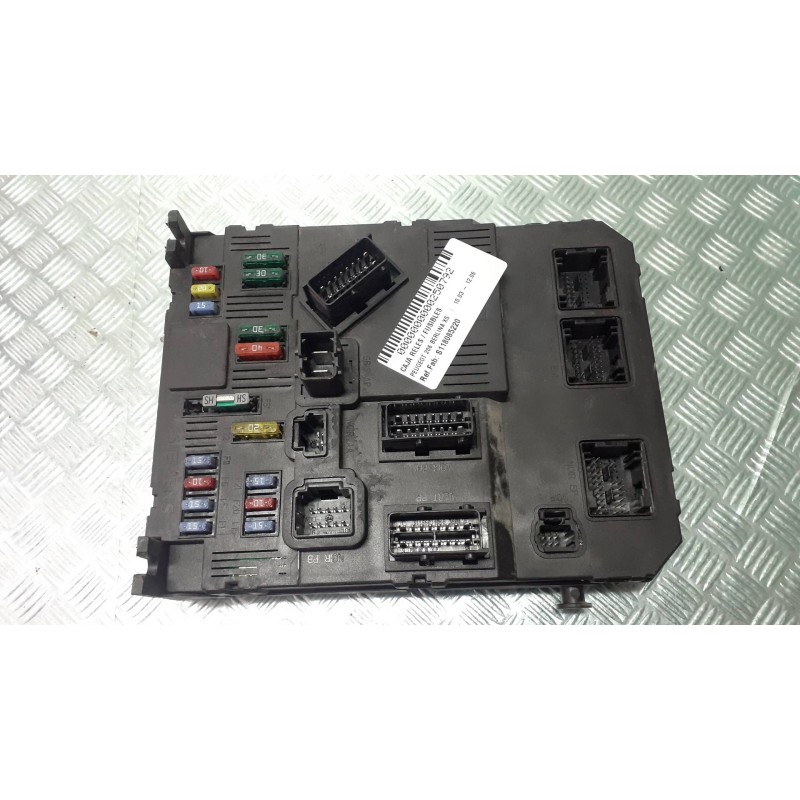 Recambio de caja reles / fusibles para peugeot 206 berlina xs referencia OEM IAM S118085220 9653667680 BSI E0200