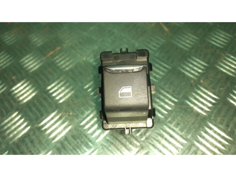 Recambio de mando elevalunas trasero izquierdo para ford puma referencia OEM IAM H1BT14529AB  