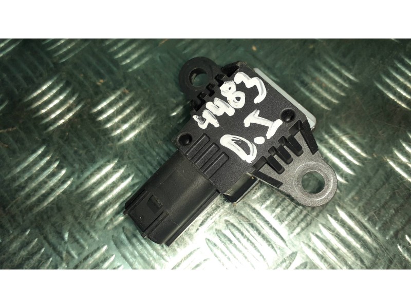 Recambio de sensor airbag para ford puma referencia OEM IAM GN1514C676AA 01232021 134014E4