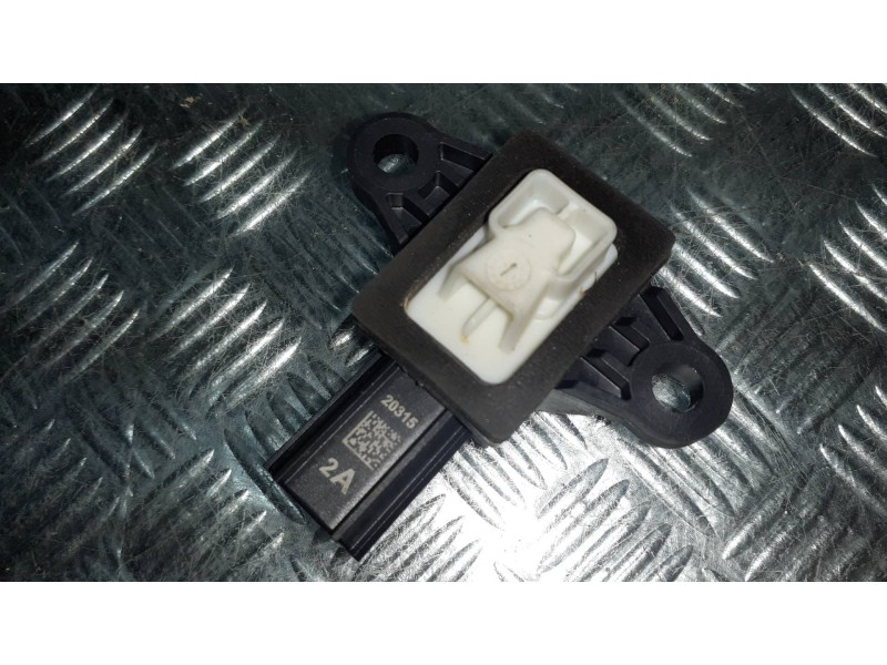 Recambio de sensor airbag para ford puma referencia OEM IAM GN1514C676AA 01232021 134014E4