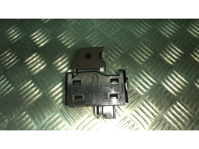 Recambio de mando elevalunas trasero derecho para ford puma referencia OEM IAM H1BT14529AB  