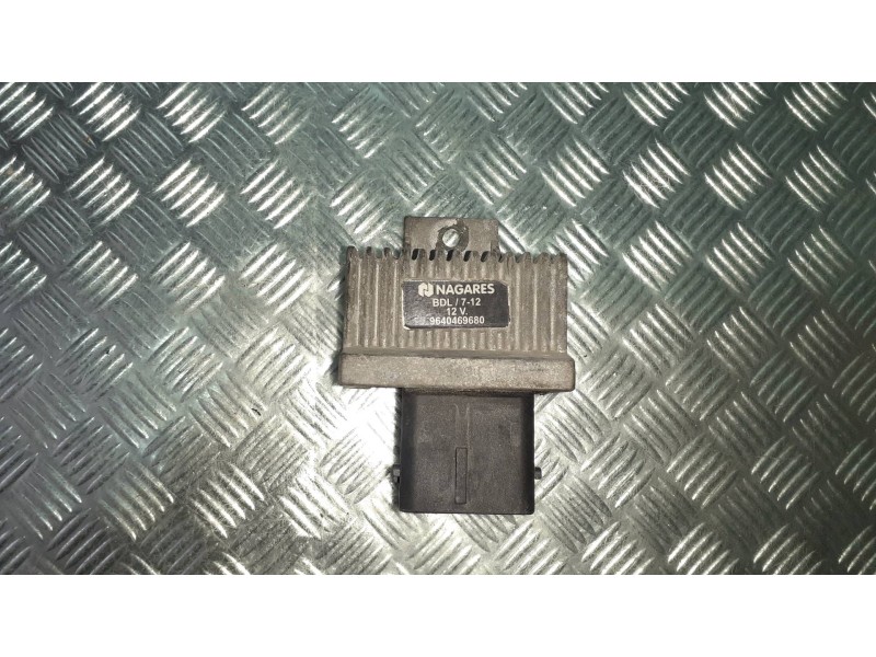 Recambio de caja precalentamiento para citroen xsara picasso 2.0 hdi sx referencia OEM IAM 9640469680  