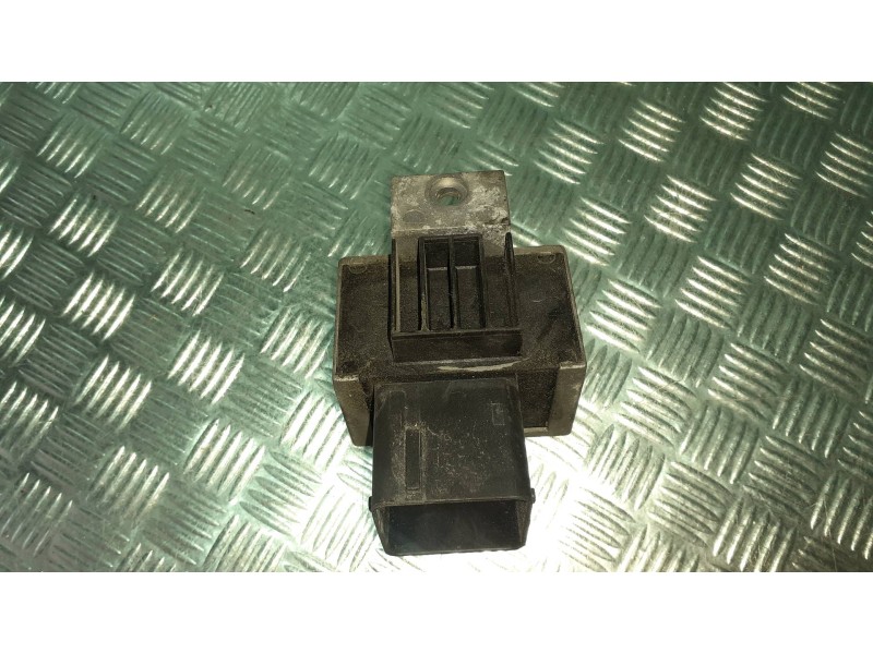 Recambio de caja precalentamiento para citroen xsara picasso 2.0 hdi sx referencia OEM IAM 9640469680  