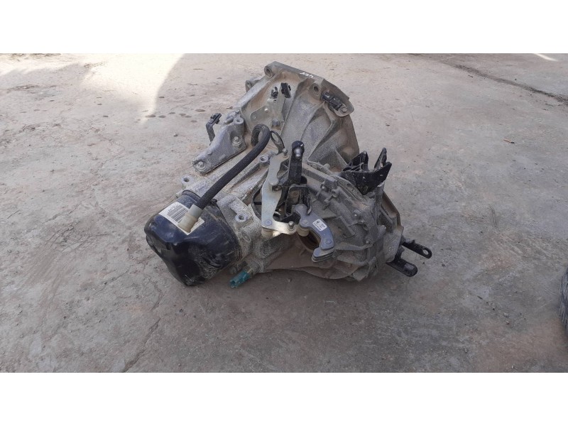 Recambio de caja cambios para dacia sandero iii referencia OEM IAM   
