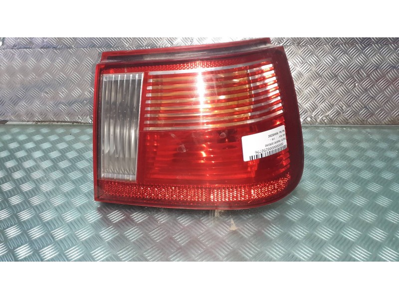 Recambio de piloto trasero derecho para seat ibiza referencia OEM IAM 6K6945258C  