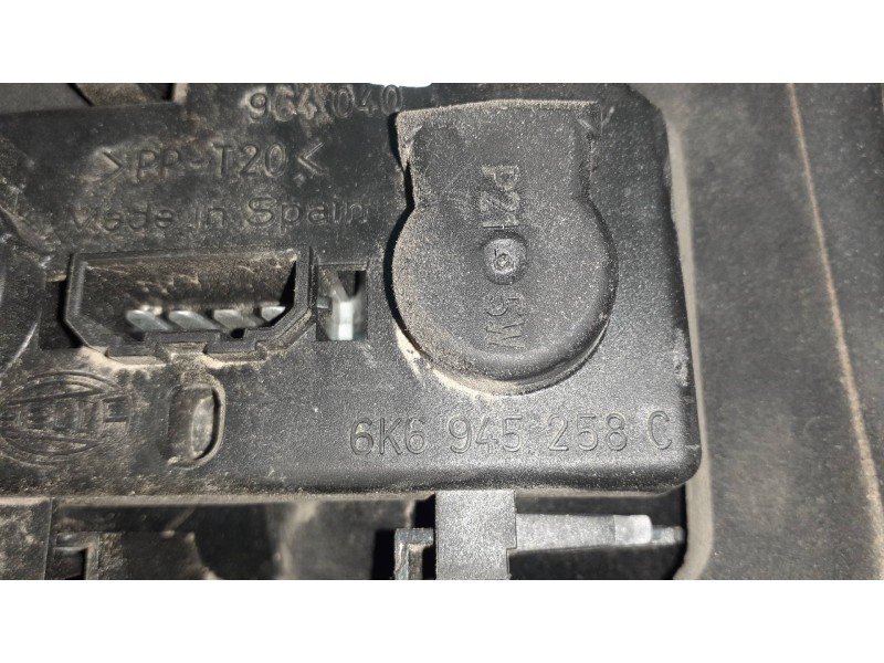 Recambio de piloto trasero derecho para seat ibiza referencia OEM IAM 6K6945258C  