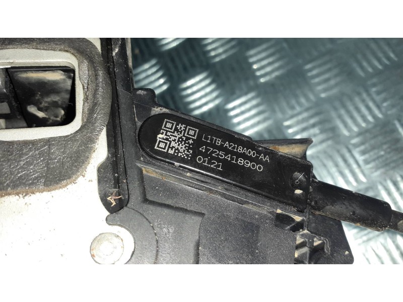 Recambio de cerradura puerta delantera derecha para ford puma referencia OEM IAM L1TBR22152AB 4710418901 40724185