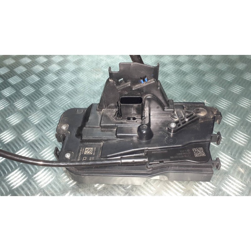 Recambio de cerradura puerta trasera derecha para ford puma referencia OEM IAM H1BAA26412CE CONECTOR 4 PINES ELECTRICA