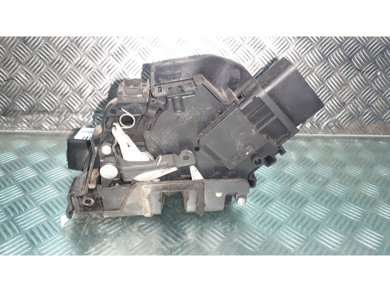 Recambio de cerradura puerta delantera izquierda para ford focus lim. (cb4) referencia OEM IAM 3M5AR21813ET 924033100 41714112