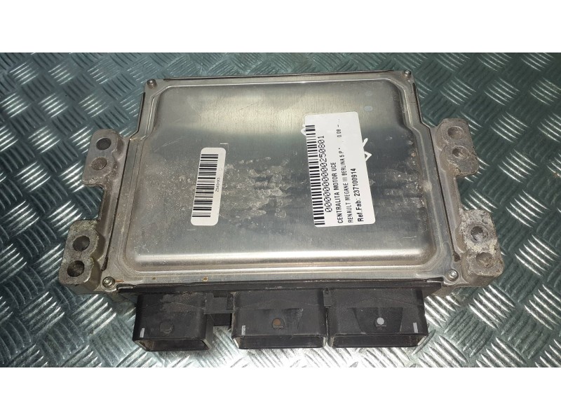 Recambio de centralita motor uce para renault megane iii berlina 5 p referencia OEM IAM 237100914 237101715R 