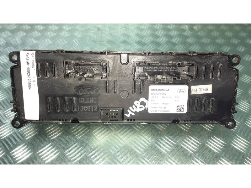 Recambio de mando climatizador para ford puma referencia OEM IAM 900268705004 A14137789 18C612