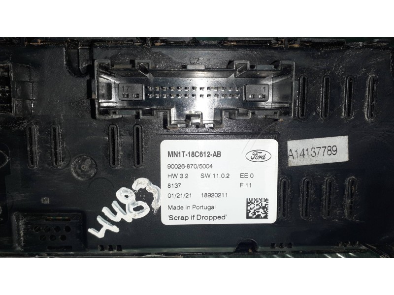 Recambio de mando climatizador para ford puma referencia OEM IAM 900268705004 A14137789 18C612