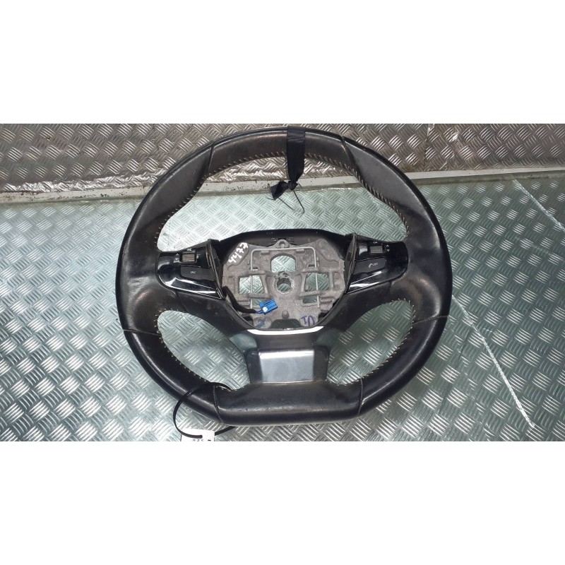 Recambio de volante para peugeot 308 referencia OEM IAM 98084115XU 619138220C PIEL