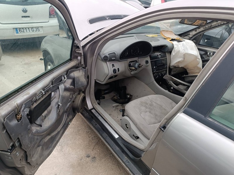 mercedes-benz clase c (w203) berlina del año 2008