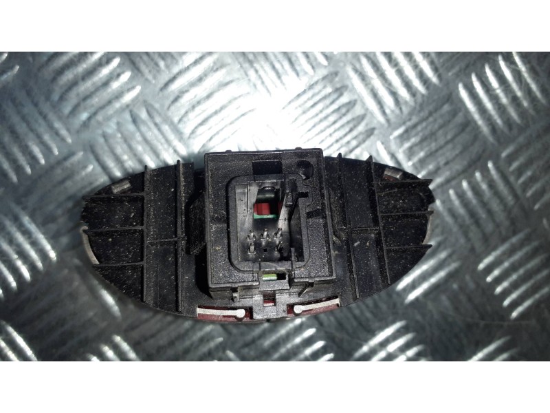 Recambio de warning para peugeot 206 berlina xs referencia OEM IAM 40377877  