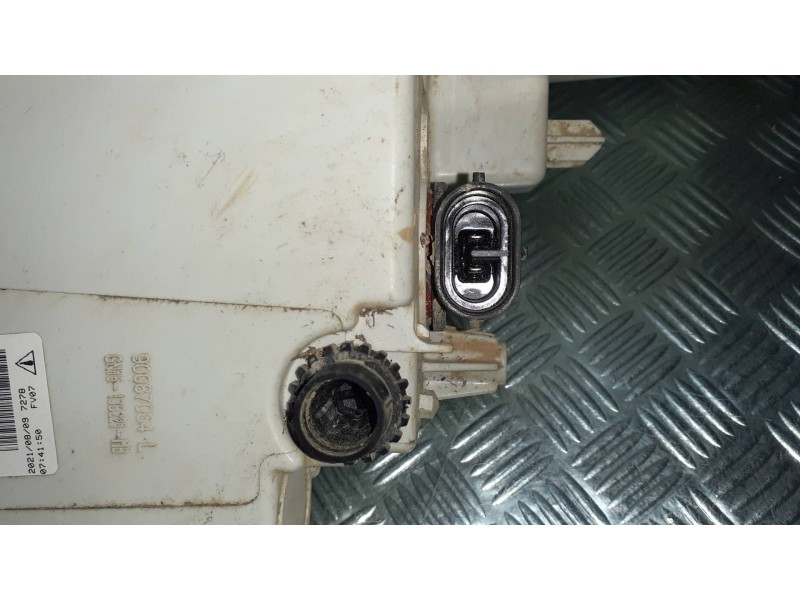 Recambio de faro antiniebla izquierdo para ford ecosport (cr6) referencia OEM IAM GN1513B221MB L90132433LH 90087064L