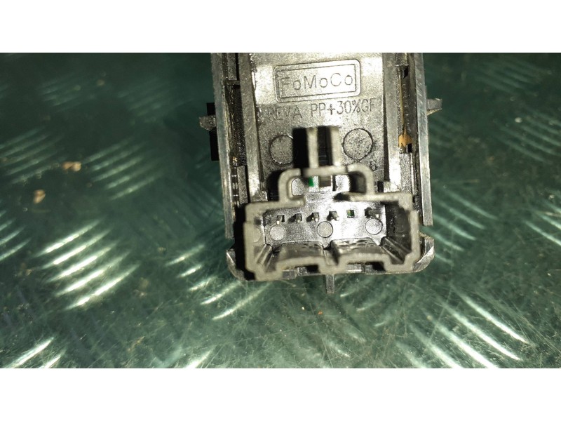 Recambio de mando elevalunas delantero derecho para ford ecosport (cr6) referencia OEM IAM 20210517A DG9T14529ABW 