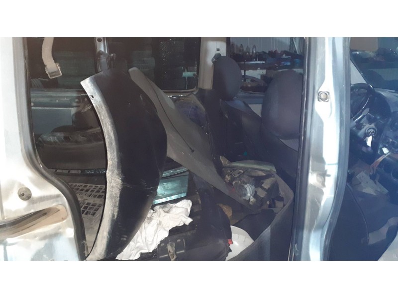 peugeot partner (s2) del año 2006