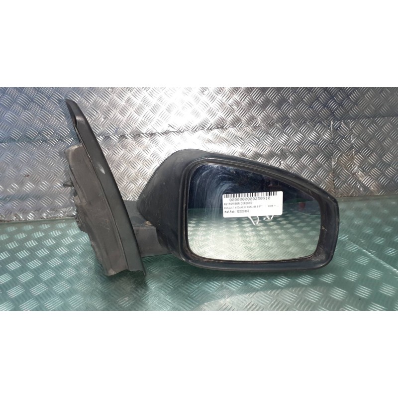 Recambio de retrovisor derecho para renault megane iii berlina 5 p referencia OEM IAM 12523330  ELECTRICO