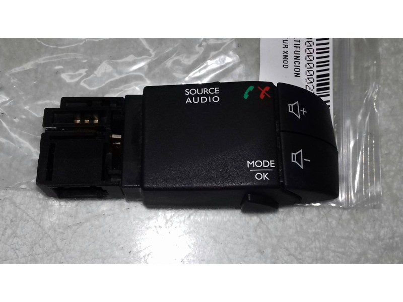 Recambio de mando multifuncion para renault captur xmod referencia OEM IAM  PA6GF15 
