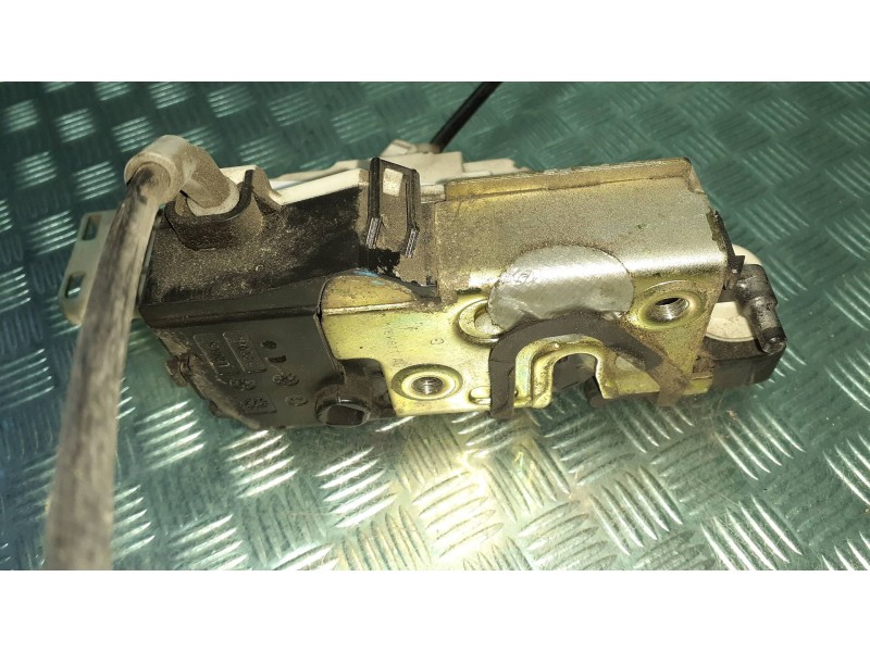 Recambio de cerradura puerta trasera izquierda para peugeot 407 referencia OEM IAM 9658854180E CONECTOR 6 PINES ELECTRICA