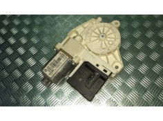 Recambio de motor elevalunas trasero derecho para renault megane iii berlina 5 p referencia OEM IAM 827306548R 0130822331 910837 2