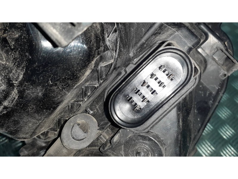 Recambio de faro izquierdo para ford focus berlina (cap) ambiente (d) referencia OEM IAM 4M5113101JD  