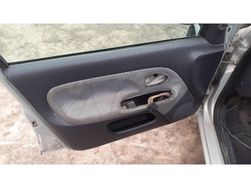 renault clio ii fase ii (b/cb0) del año 2003