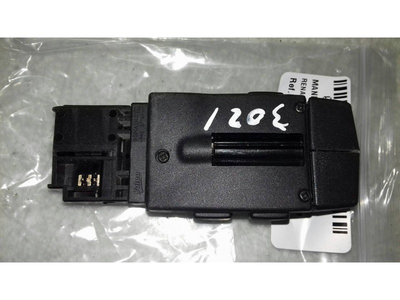 Recambio de mando multifuncion para renault captur xmod referencia OEM IAM  PA6GF15 