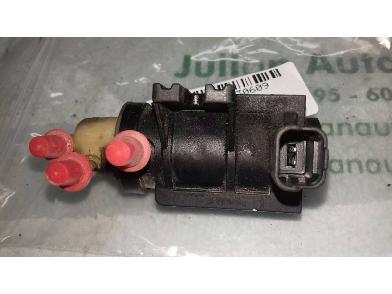 Recambio de valvula aire adicional para peugeot 3008 confort referencia OEM IAM 70230003 9677363880 2 PINES