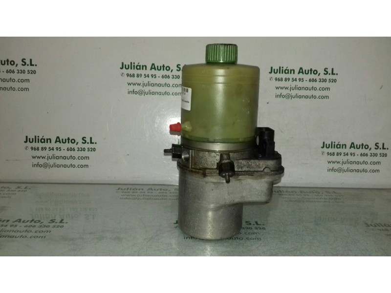 Recambio de bomba servodireccion para volkswagen polo (9n1) conceptline referencia OEM IAM 6Q0423371  TRW