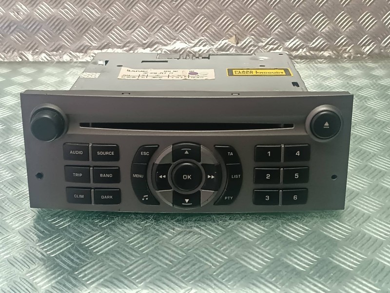 Recambio de sistema audio / radio cd para peugeot 407 referencia OEM IAM 9646871777 7643141392 BLAUPUNKT