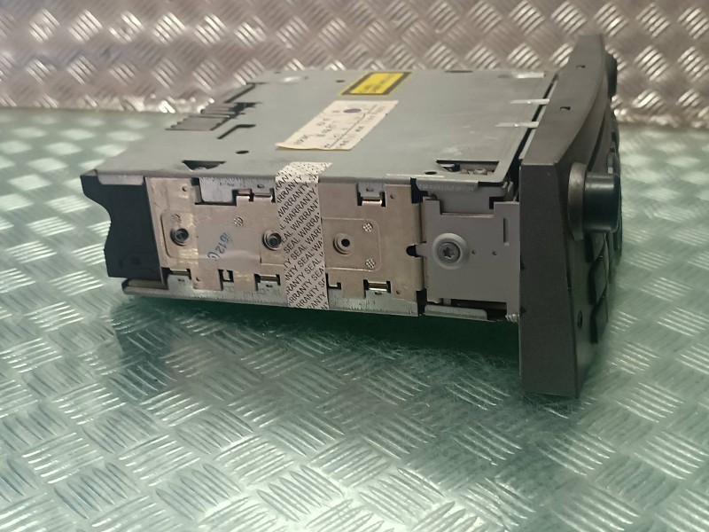 Recambio de sistema audio / radio cd para peugeot 407 referencia OEM IAM 9646871777 7643141392 BLAUPUNKT