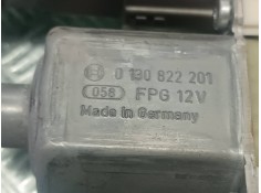 Recambio de motor elevalunas delantero derecho para peugeot 407 referencia OEM IAM 0130822201 1137328127 BOSCH 2