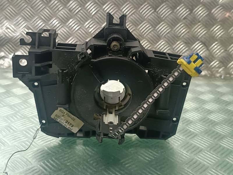 Recambio de anillo airbag para dacia logan referencia OEM IAM 8200213173 34446405 