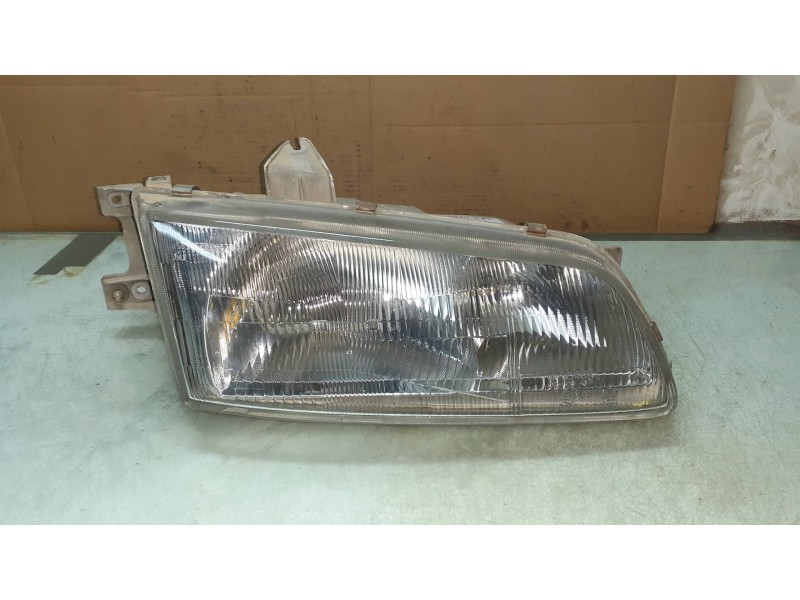 Recambio de faro derecho para hyundai h 1 h 1 furg.caja cerr.c. puerta referencia OEM IAM 1012395  