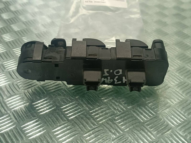 Recambio de mando elevalunas delantero izquierdo para peugeot 407 referencia OEM IAM 96468704XT 53269735 