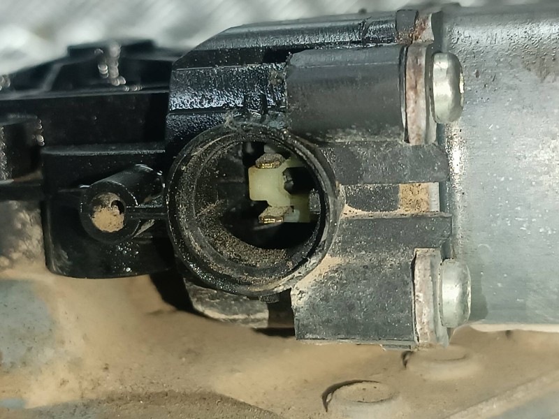 Recambio de elevalunas delantero derecho para dacia logan mcv ambiance referencia OEM IAM 118482 400727D ELECTRICO