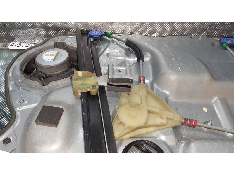 Recambio de elevalunas delantero derecho para volkswagen polo (9n3) referencia OEM IAM 6Q4837756 2145251 ELECTRICO