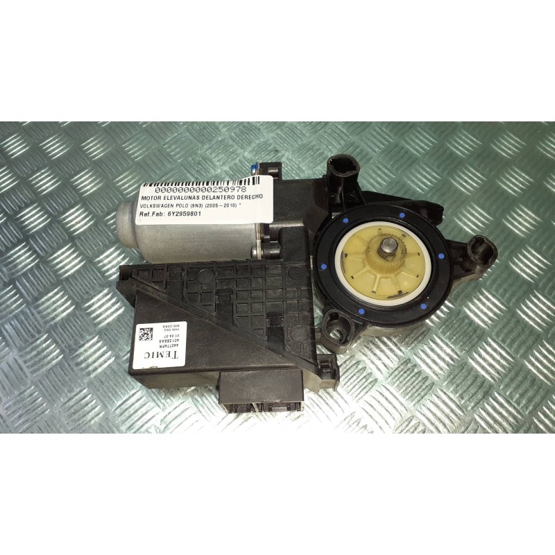 Recambio de motor elevalunas delantero derecho para volkswagen polo (9n3) referencia OEM IAM 6Y2959801 400886F HW002