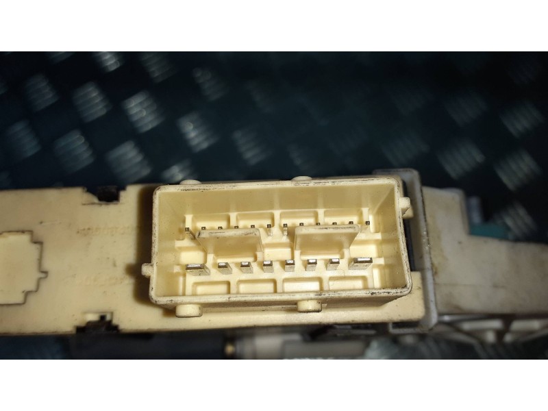 Recambio de motor elevalunas delantero izquierdo para citroen c5 break referencia OEM IAM 997833101 7746004901 19114640